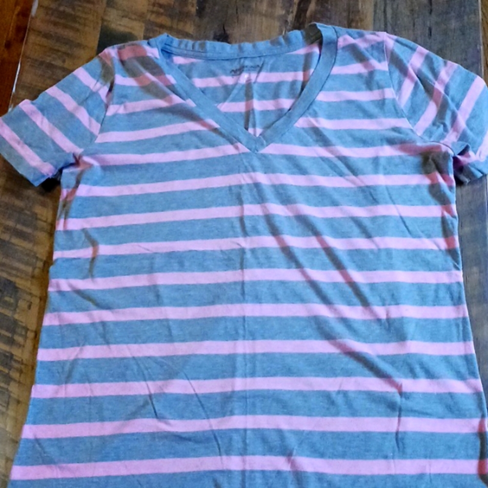 Short sleeve shirt